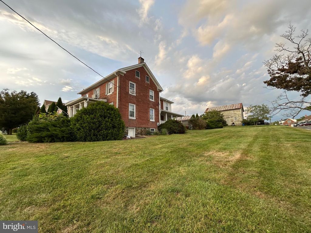 414 HIGH ST, New Windsor, MD 21776