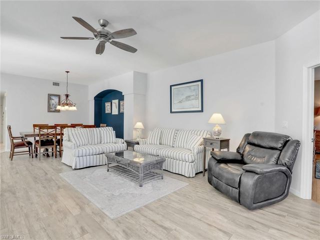 25051 Ballycastle CT 102, Bonita Springs, FL 34134