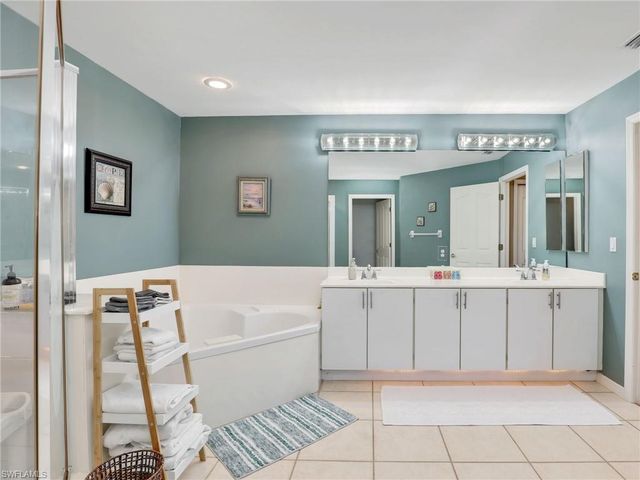 25051 Ballycastle CT 102, Bonita Springs, FL 34134