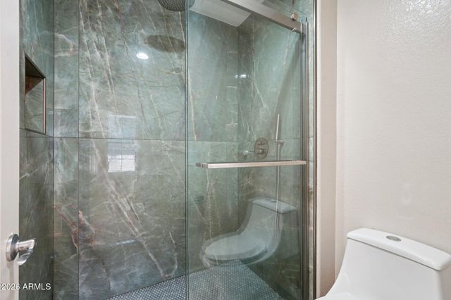 4366 E ROSEMONTE Drive, Phoenix, AZ 85050