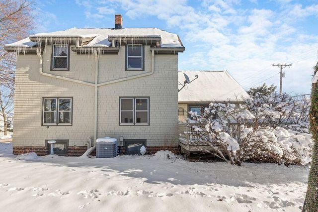 142 South ROAD, Kohler, WI 53044