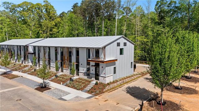 657 5th Street, Fayetteville, GA 30214