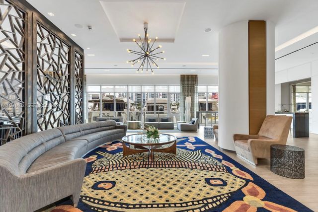 17301 Biscayne Boulevard 1404, North Miami, FL 33160
