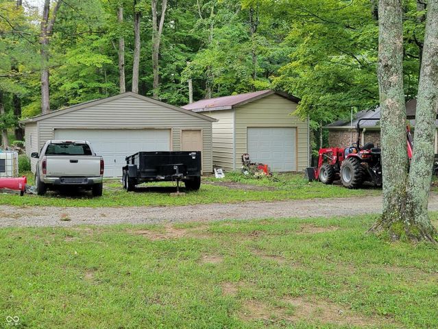 8403 Sweetwater Drive, Nineveh, IN 46164