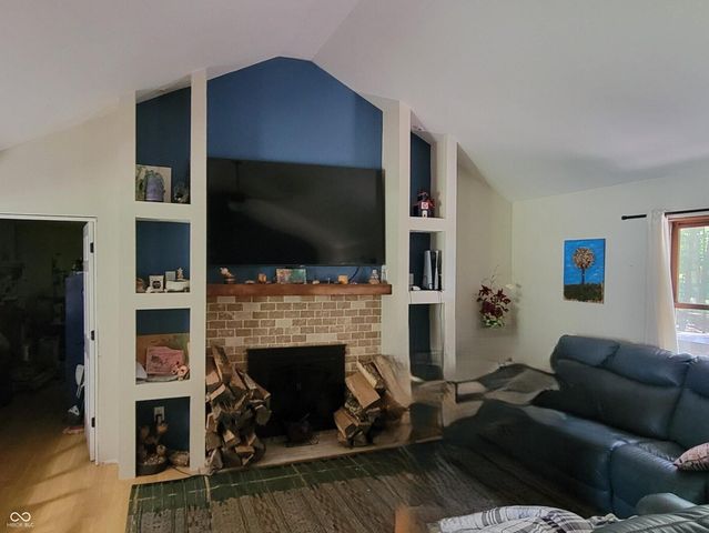 8403 Sweetwater Drive, Nineveh, IN 46164