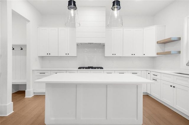 176 Aspen Hall Drive, Canton, GA 30115