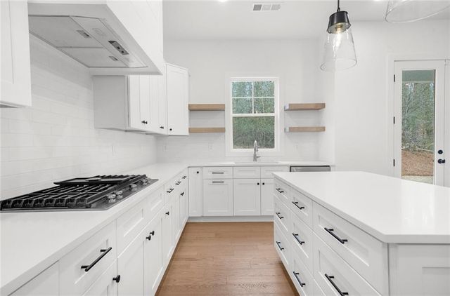 176 Aspen Hall Drive, Canton, GA 30115