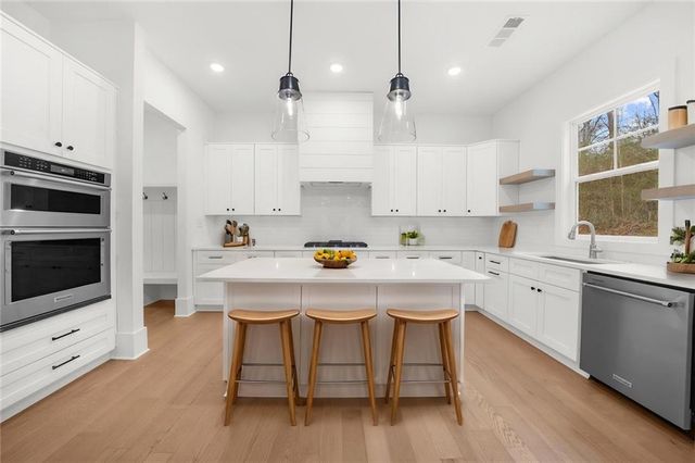 176 Aspen Hall Drive, Canton, GA 30115