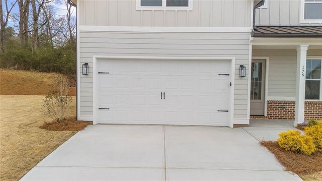 176 Aspen Hall Drive, Canton, GA 30115