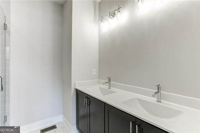 138 Chestnut Circle 6, Atlanta, GA 30342