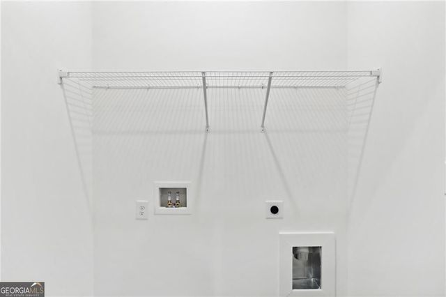 138 Chestnut Circle 6, Atlanta, GA 30342