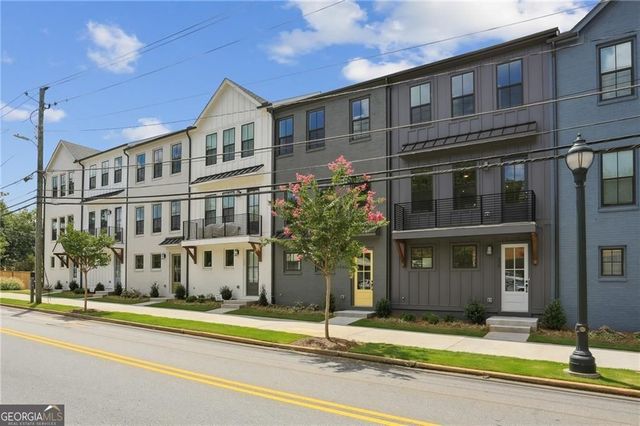 138 Chestnut Circle 6, Atlanta, GA 30342