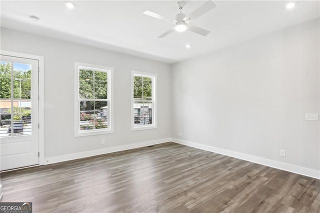 138 Chestnut Circle 6, Atlanta, GA 30342