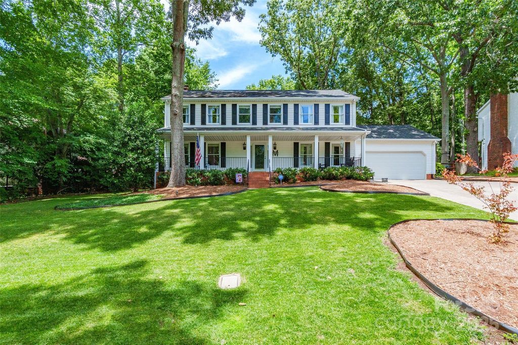 1220 Merribrook Drive, Matthews, NC 28105