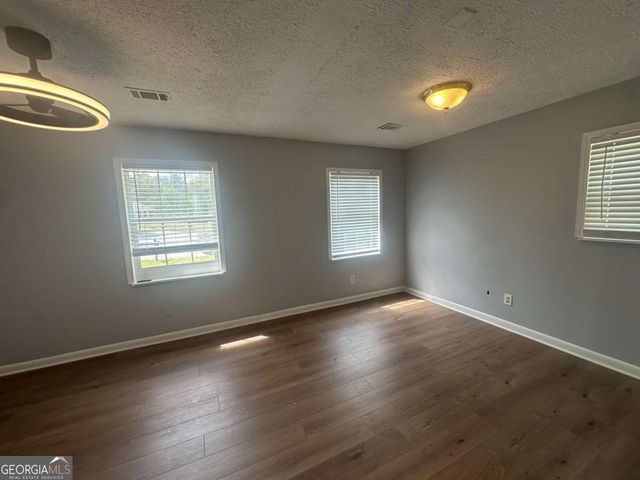 8427 Fredericksburg Court, Jonesboro, GA 30238