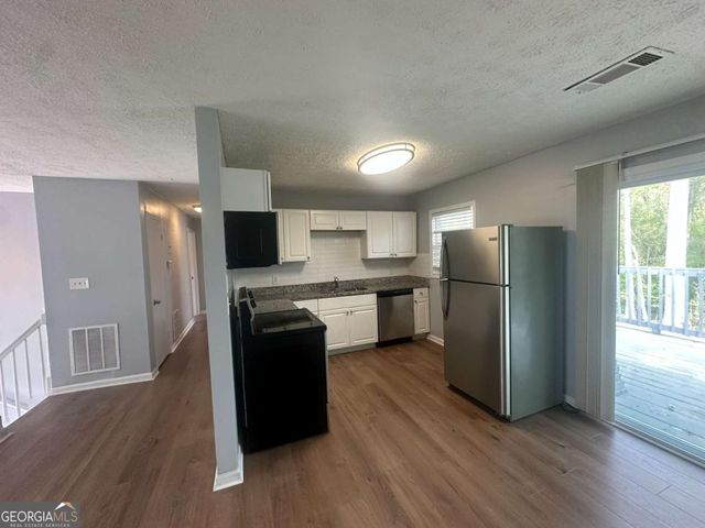 8427 Fredericksburg Court, Jonesboro, GA 30238