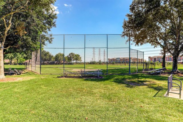 439 Reseda Drive, Houston, TX 77598