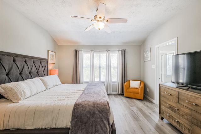 6006 Langham Mist Lane, Houston, TX 77084