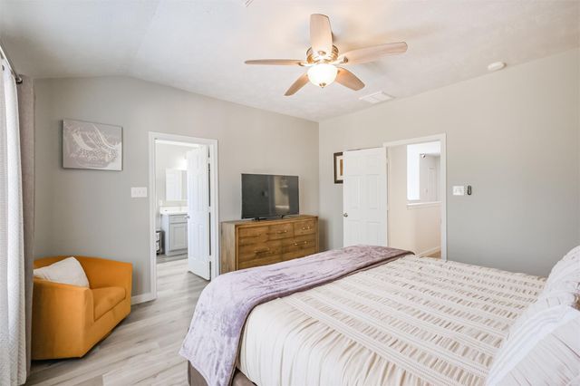 6006 Langham Mist Lane, Houston, TX 77084