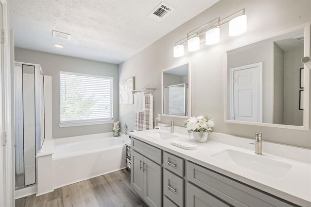 6006 Langham Mist Lane, Houston, TX 77084