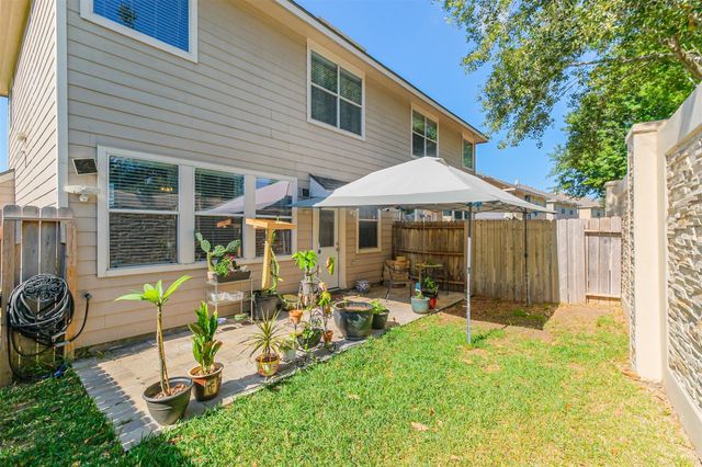 6006 Langham Mist Lane, Houston, TX 77084