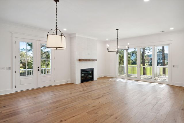 1130 Theodore Brunson Road, Awendaw, SC 29429