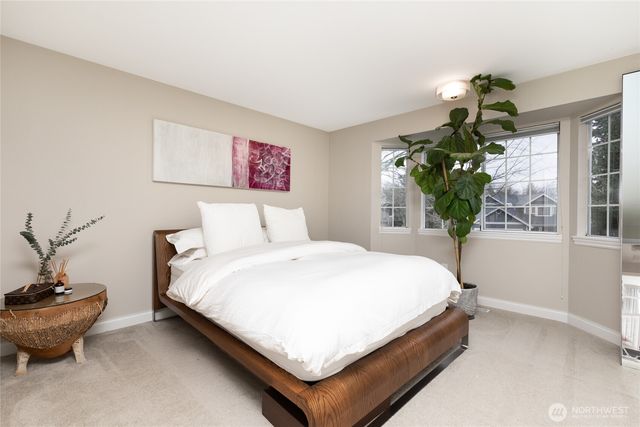 6304 110th Avenue NE, Kirkland, WA 98033