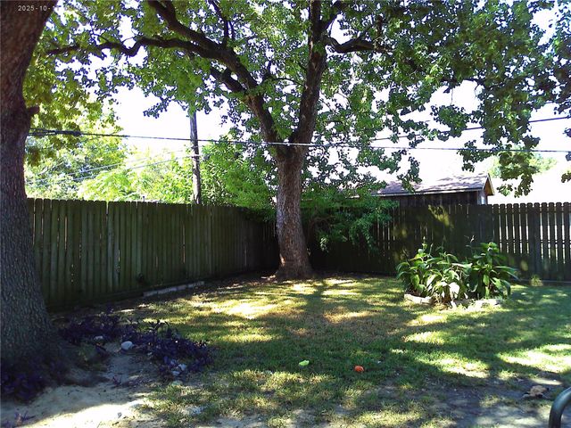 3519 Tanglebriar Drive, Pasadena, TX 77503