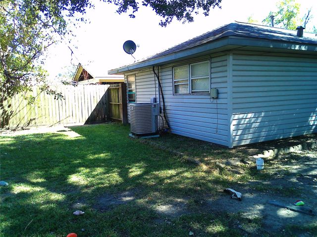 3519 Tanglebriar Drive, Pasadena, TX 77503