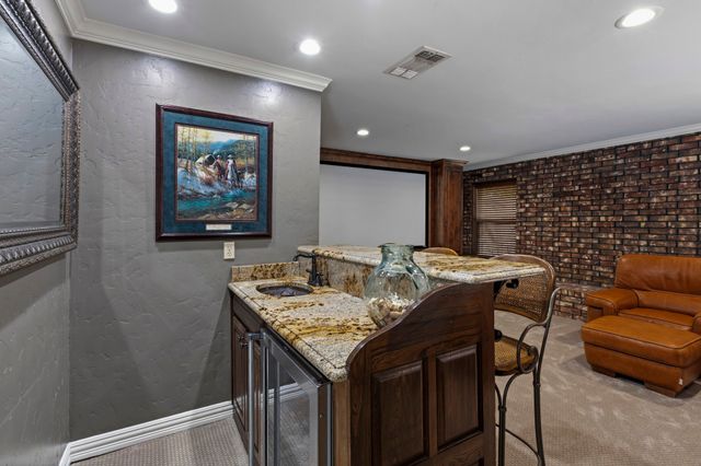 1946 Oakbluff Drive, Carrollton, TX 75007