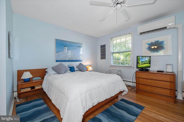 55 WOODHILL CT, Newark, DE 19711