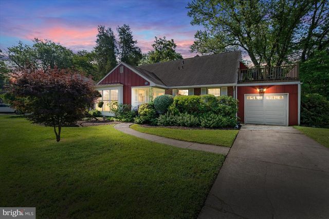 55 WOODHILL CT, Newark, DE 19711