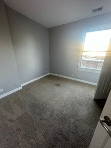 2741 W Congress Parkway 3E, Chicago, IL 60612