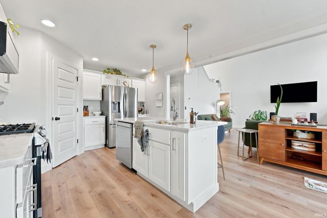 1154 Lone Oak Boulevard, Fort Wayne, IN 46818