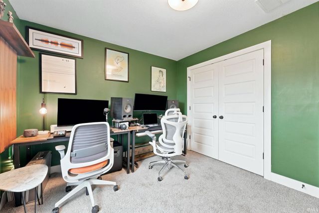1154 Lone Oak Boulevard, Fort Wayne, IN 46818