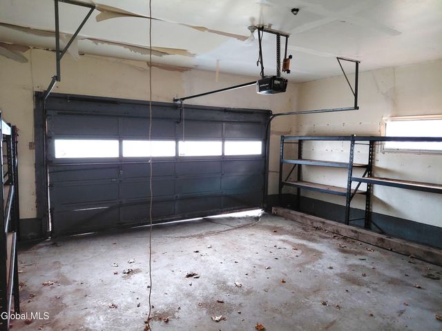 1 Crestwood Avenue, Troy, NY 12180