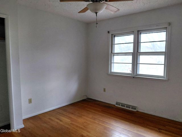 1 Crestwood Avenue, Troy, NY 12180