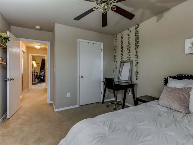 531 E Juniper Lane, Mustang, OK 73064
