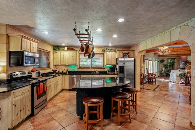 7 Road 2473, Aztec, NM 87410