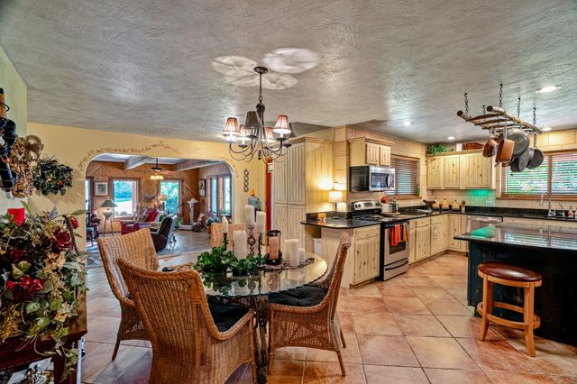 7 Road 2473, Aztec, NM 87410