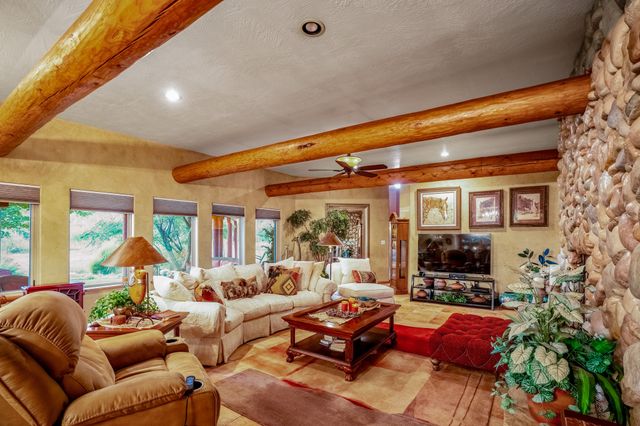 7 Road 2473, Aztec, NM 87410