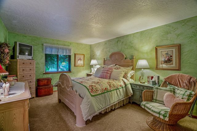 7 Road 2473, Aztec, NM 87410