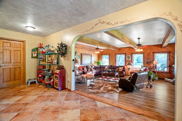 7 Road 2473, Aztec, NM 87410