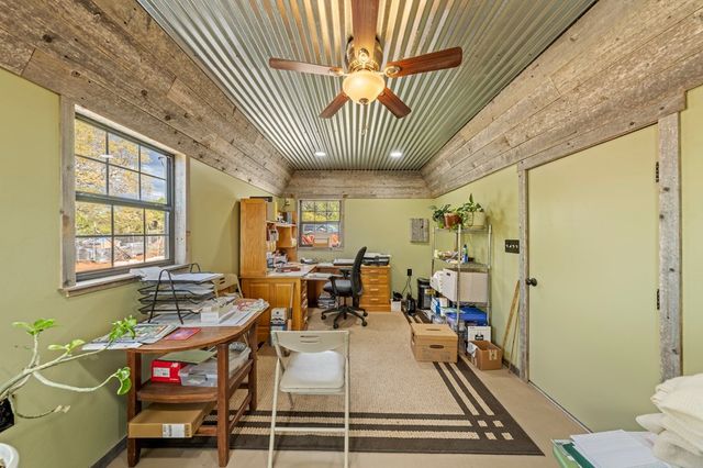 1994 Bear Creek Rd, Kerrville, TX 78028