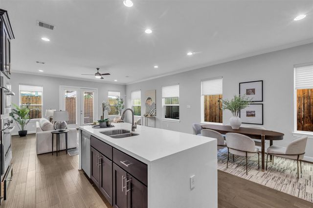 1402 Crocker Street, Houston, TX 77019