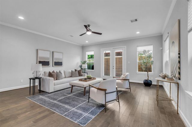 1402 Crocker Street, Houston, TX 77019