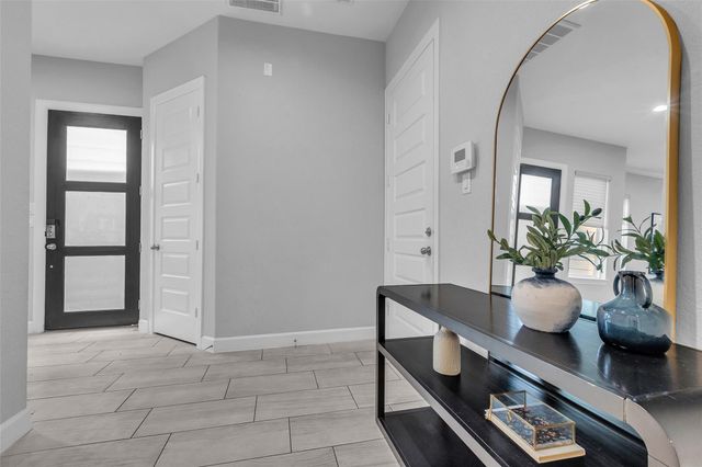 1402 Crocker Street, Houston, TX 77019