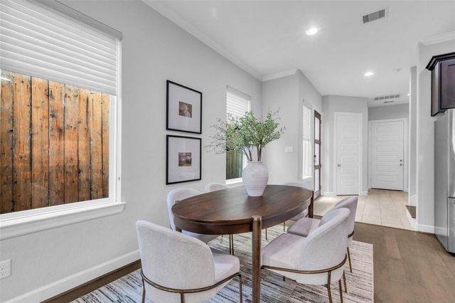 1402 Crocker Street, Houston, TX 77019