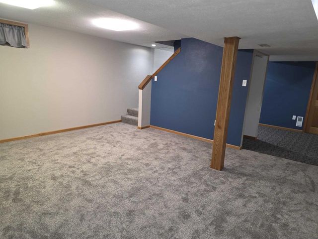 731 Sherwood Lane, Jefferson, WI 53549