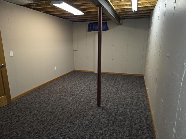 731 Sherwood Lane, Jefferson, WI 53549